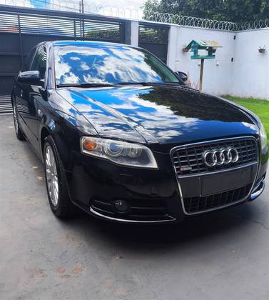 AUDI A4 3.0 LIMOUSINE V6 30V GASOLINA 4P MULTITRONIC AUDI A4 3.0 LIMOUSINE V6 30V GASOLINA 4P MULTITRONIC